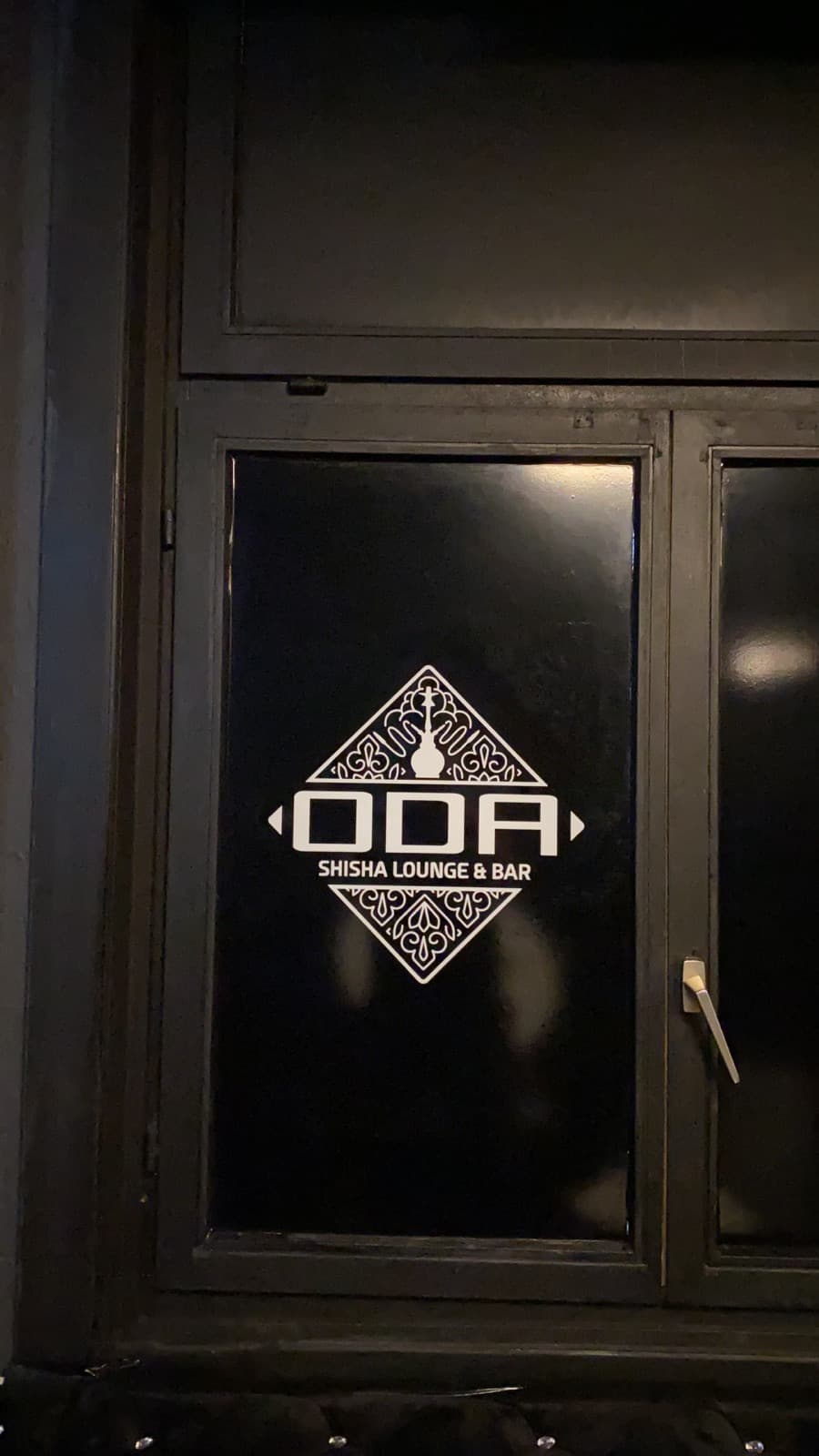 Türbeschriftung, ODA Lounge & Bar