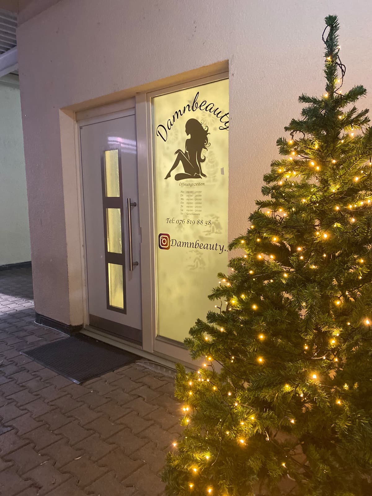 Türbeschriftung in Goldfolie