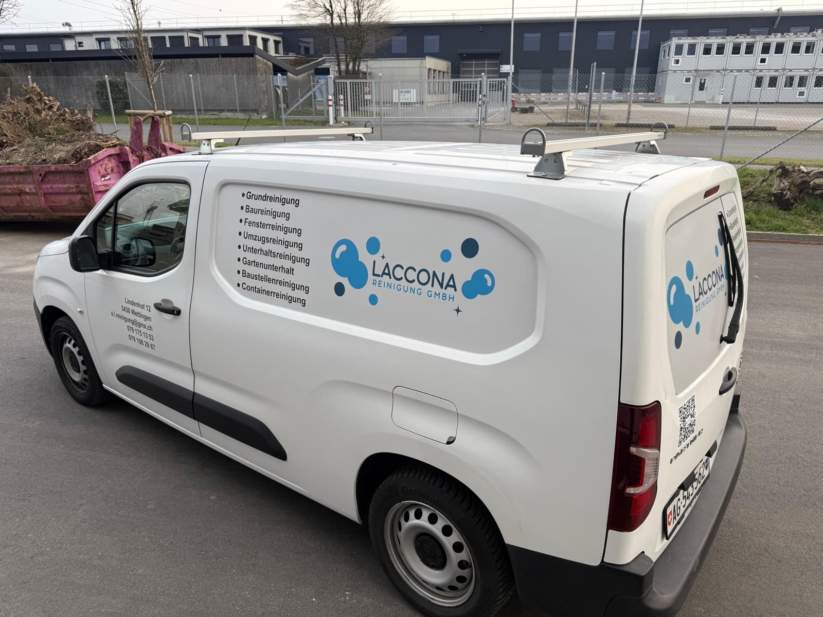 Lieferwagen, Heckbeschriftung