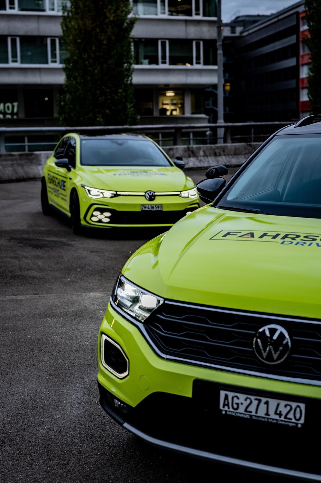 Fahrschul-Golf, Folierung und Beschriftung