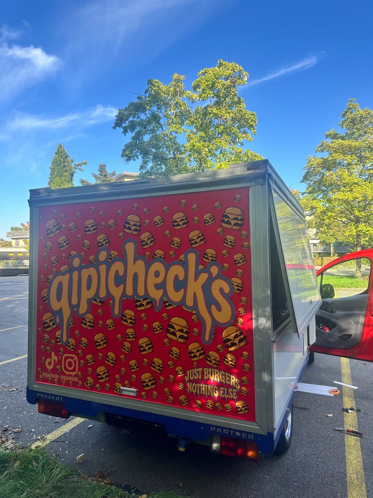 Foodtruck gipicheck's, Vollfolierung